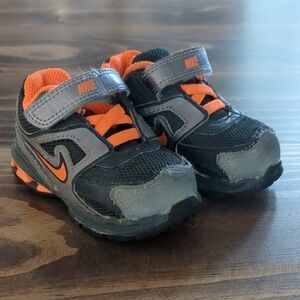 Nike Kids Black and Orange Shoes